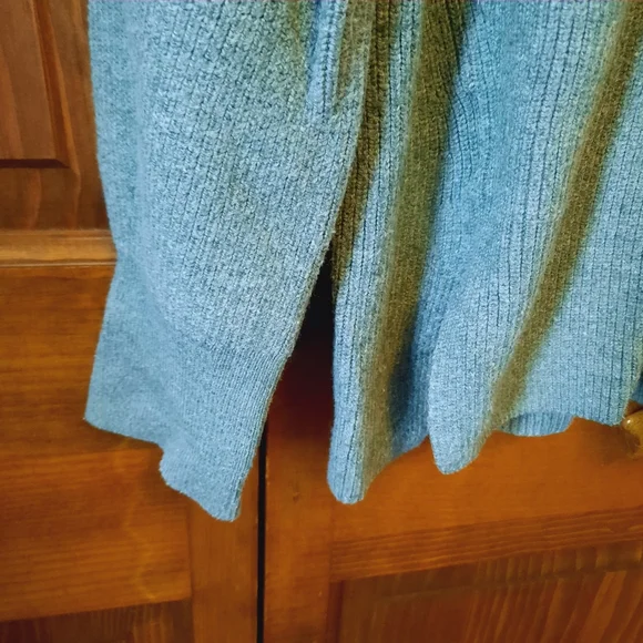 Lululemon Merino Wool Blend Ribbed Crewneck Sweater Tidewater Teal Size 8 - Picture 9 of 12